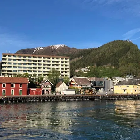 Balestrand Fjordapartments Holmen 19A Exterior foto