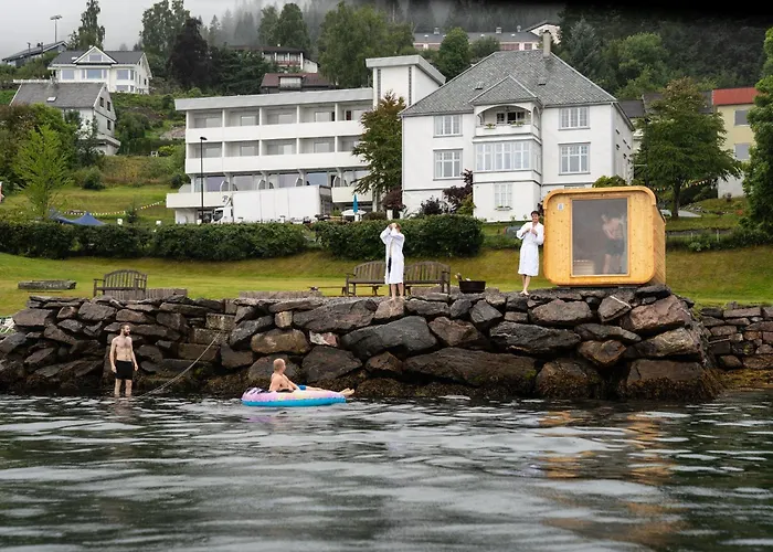 Balestrand Fjordapartments Holmen 19A