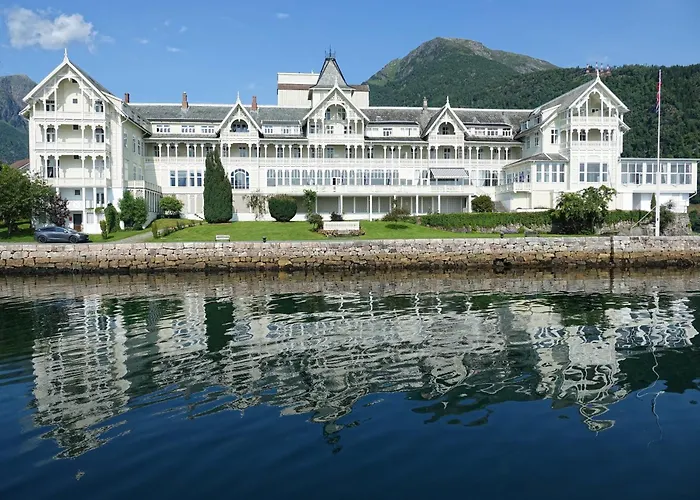 Balestrand Fjordapartments Holmen 19A